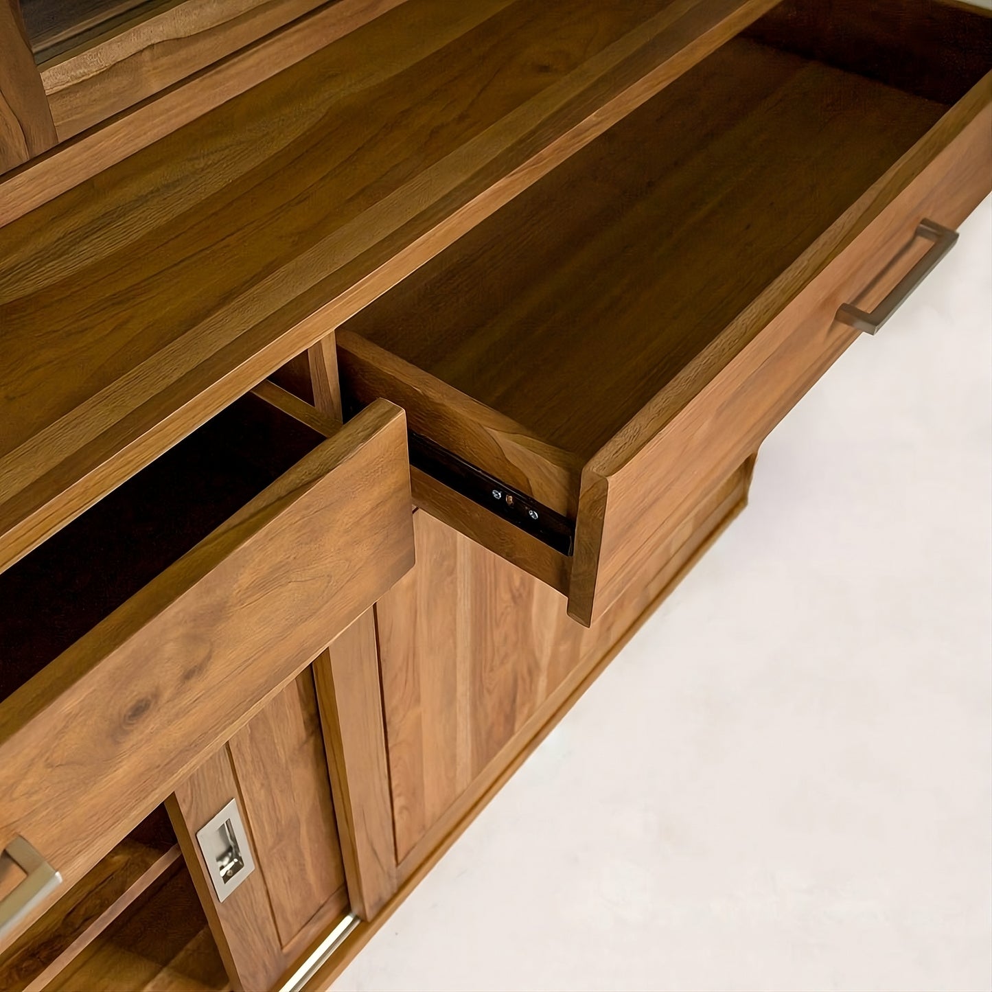 Closet Bevelled 150