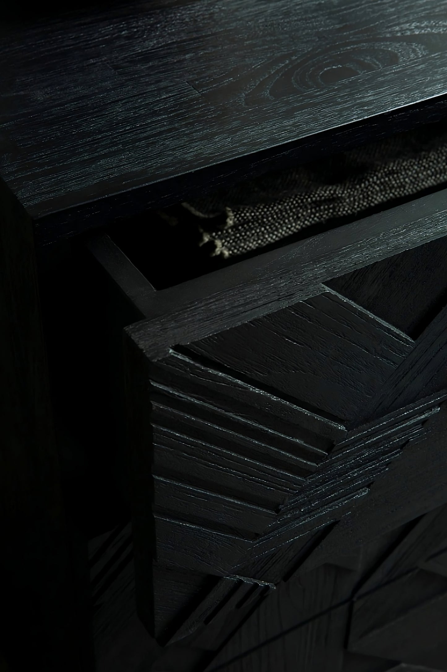 Black Teak Dresser | Ethnicraft Graphic