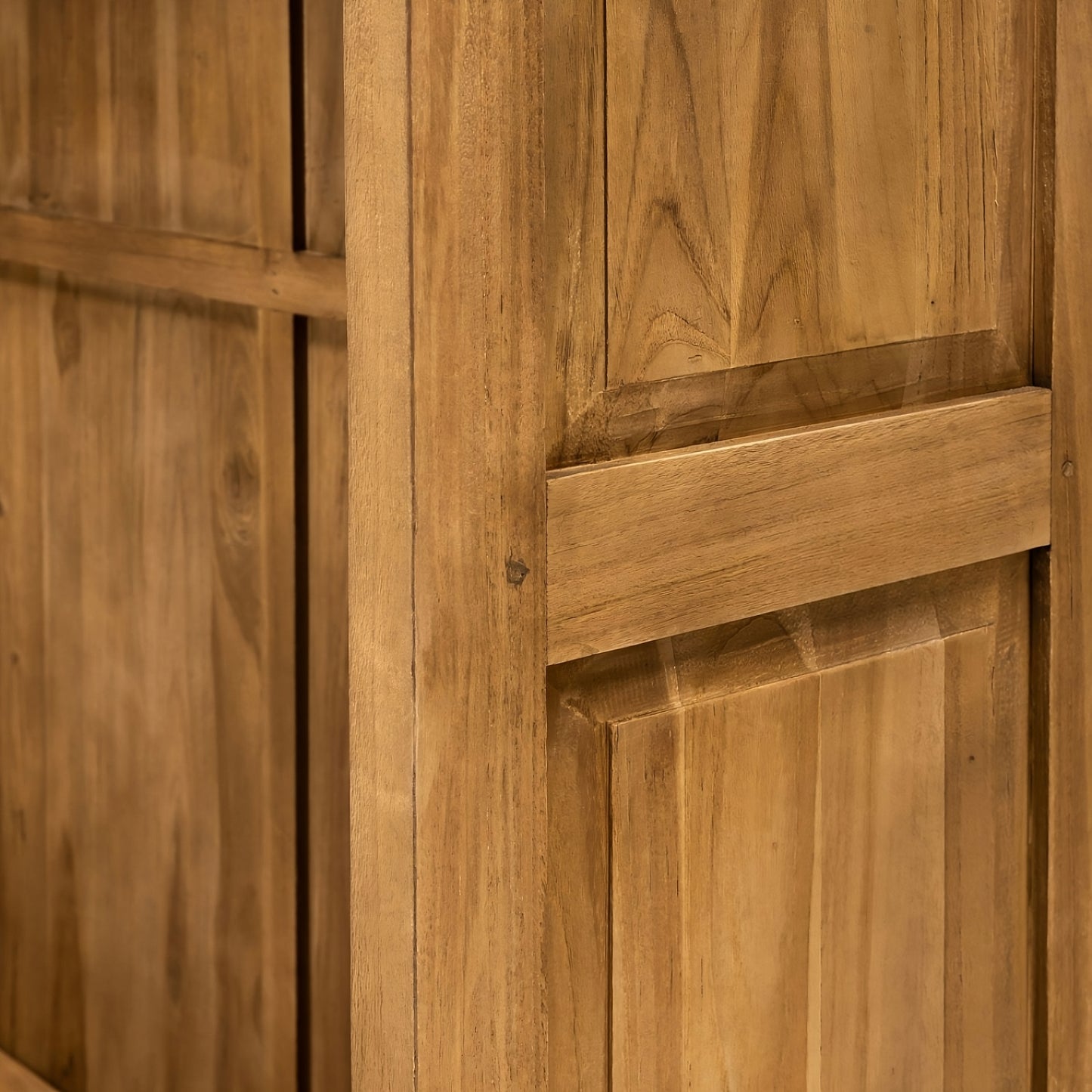 Closet Bob 140