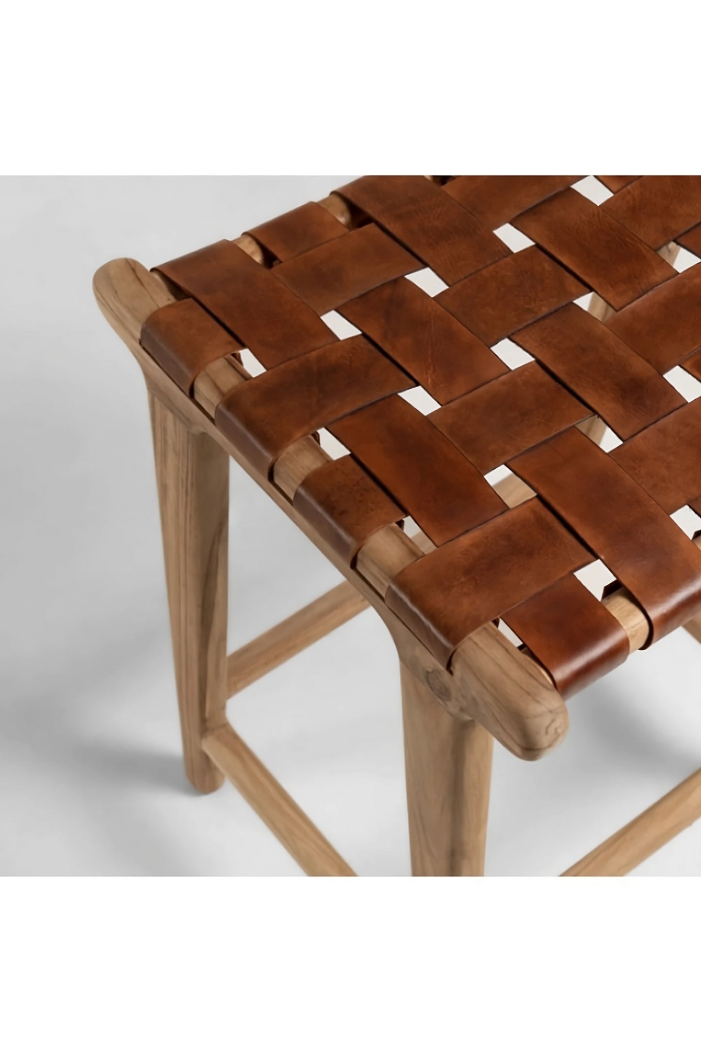 Braided Leather High Stool | La Forma Calixta