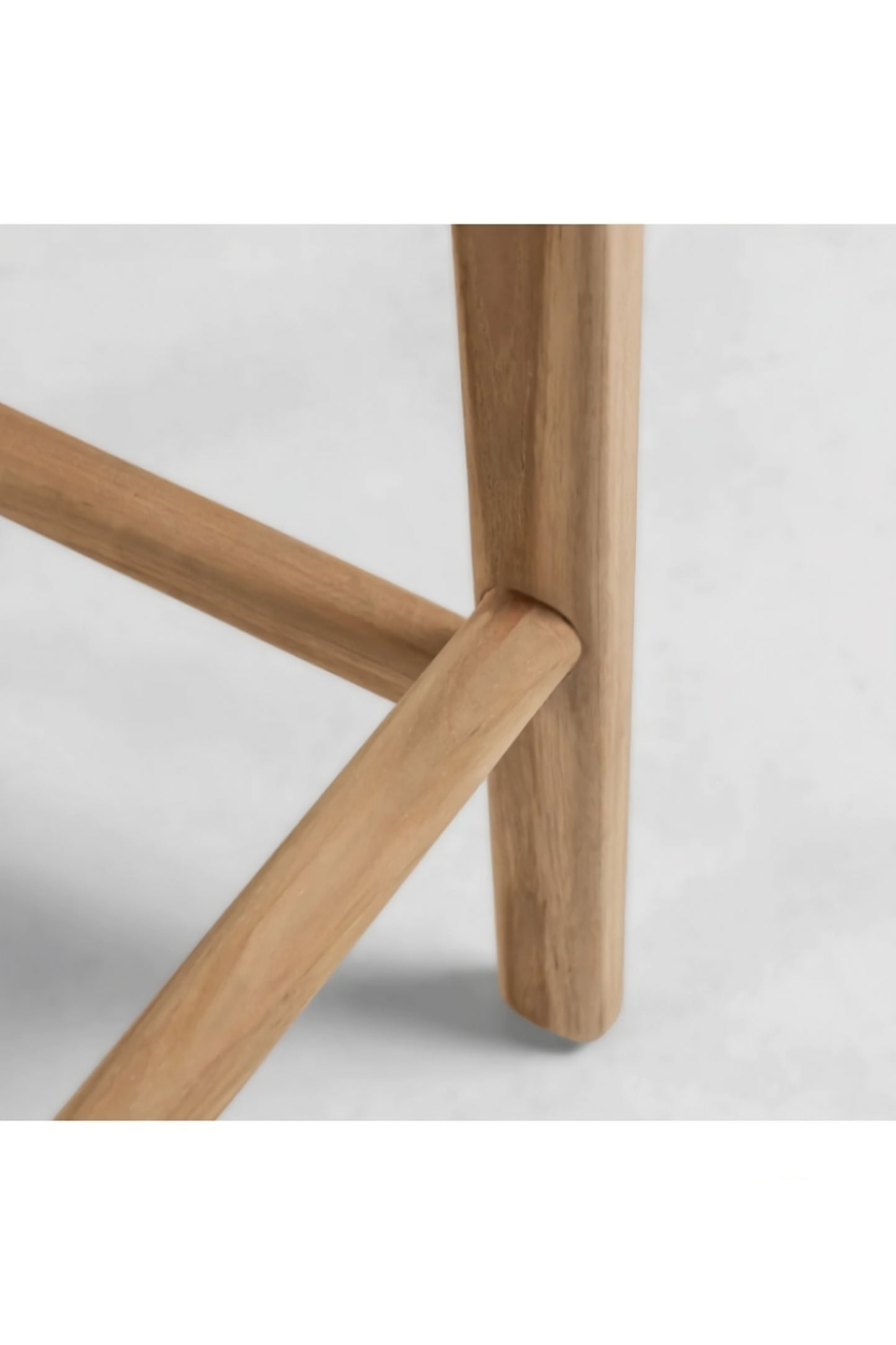Braided Leather High Stool | La Forma Calixta