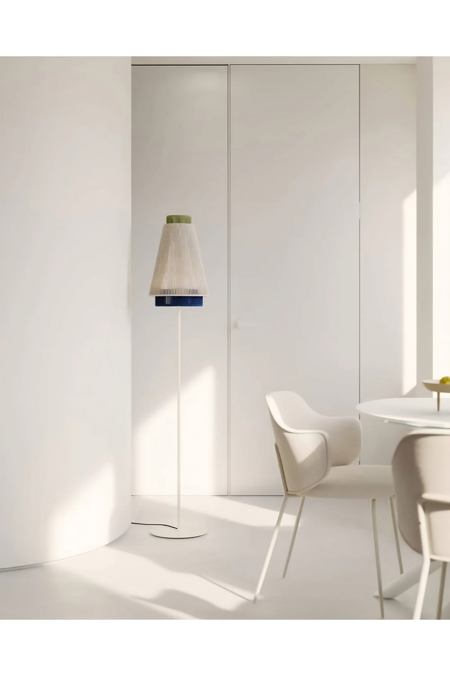 Conical Jute Floor Lamp | La Forma Yuvia