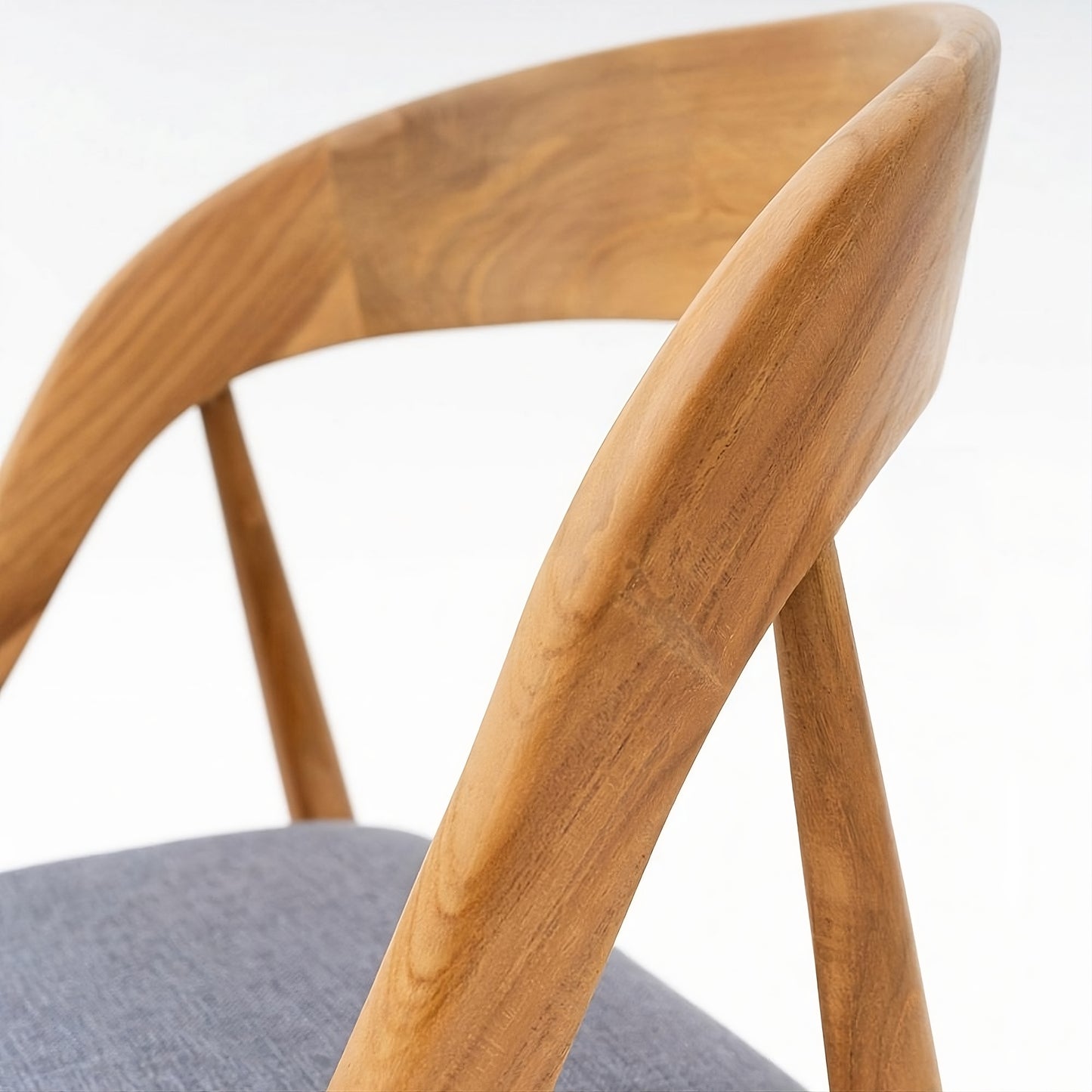 Chair with armrests Diva