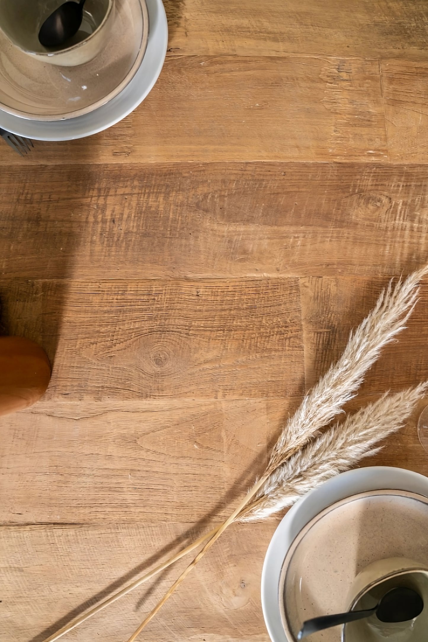 Oval Teak Dining Table | Eleonora Tabassum