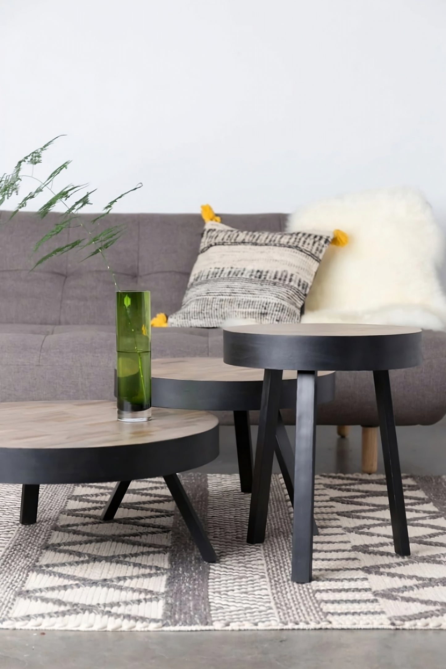 Round Teak Coffee Table | DF Suri