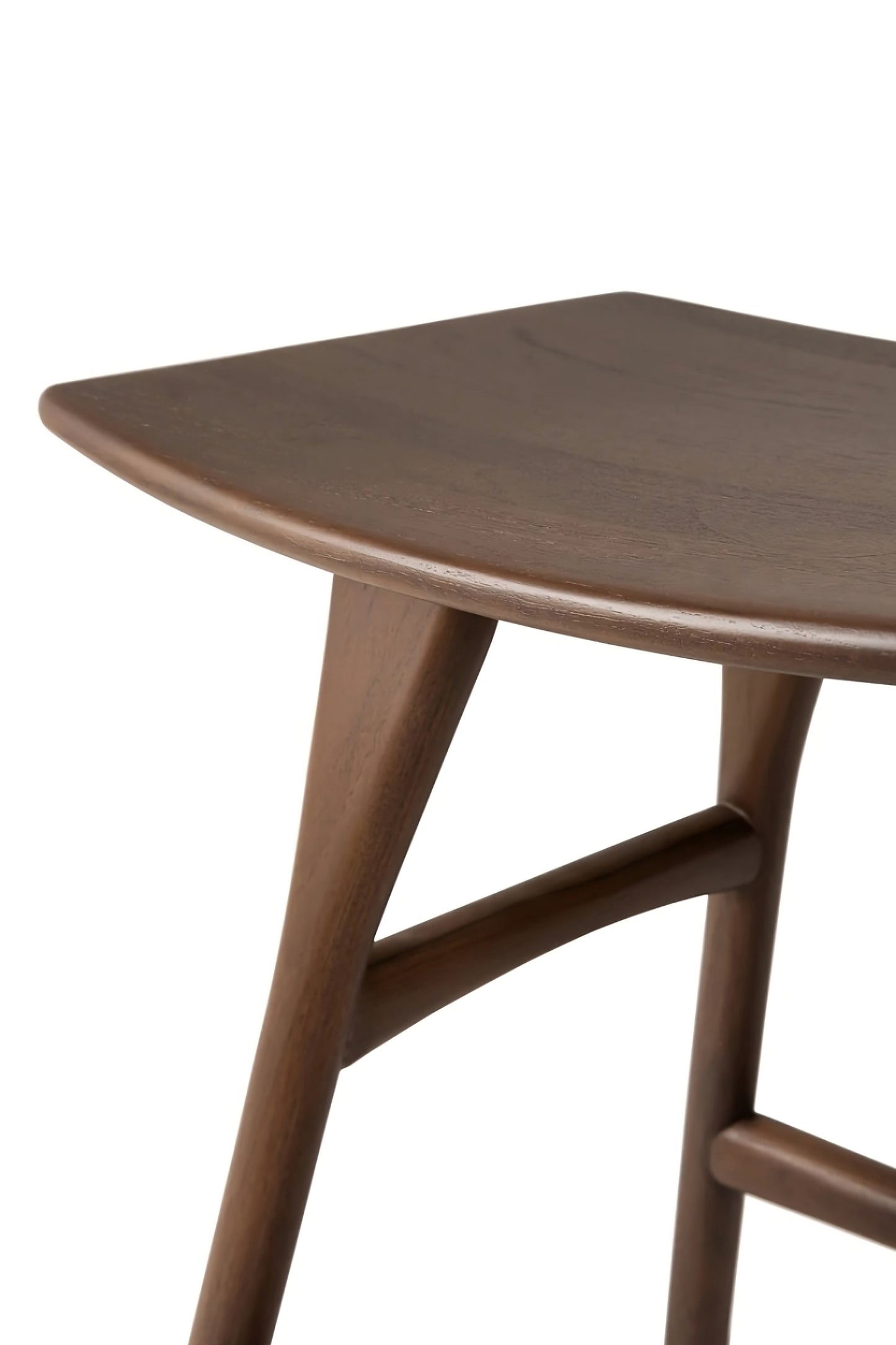 Varnished Teak Stool | Ethnicraft Osso