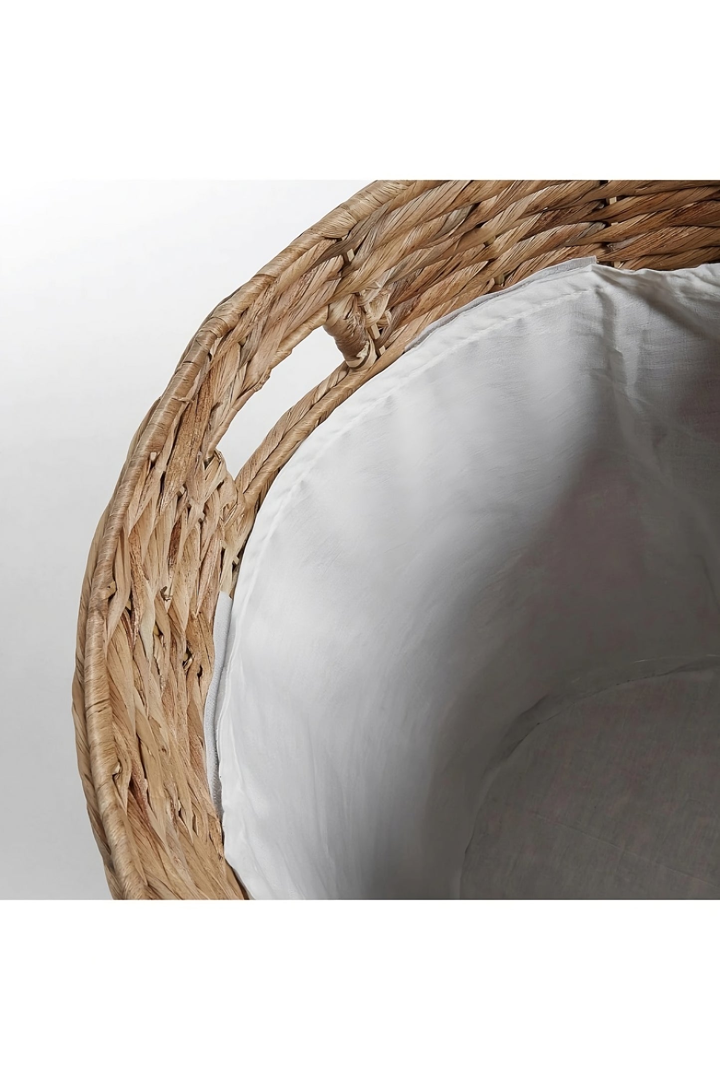 White Woven Laundry Basket Set | La Forma Mast