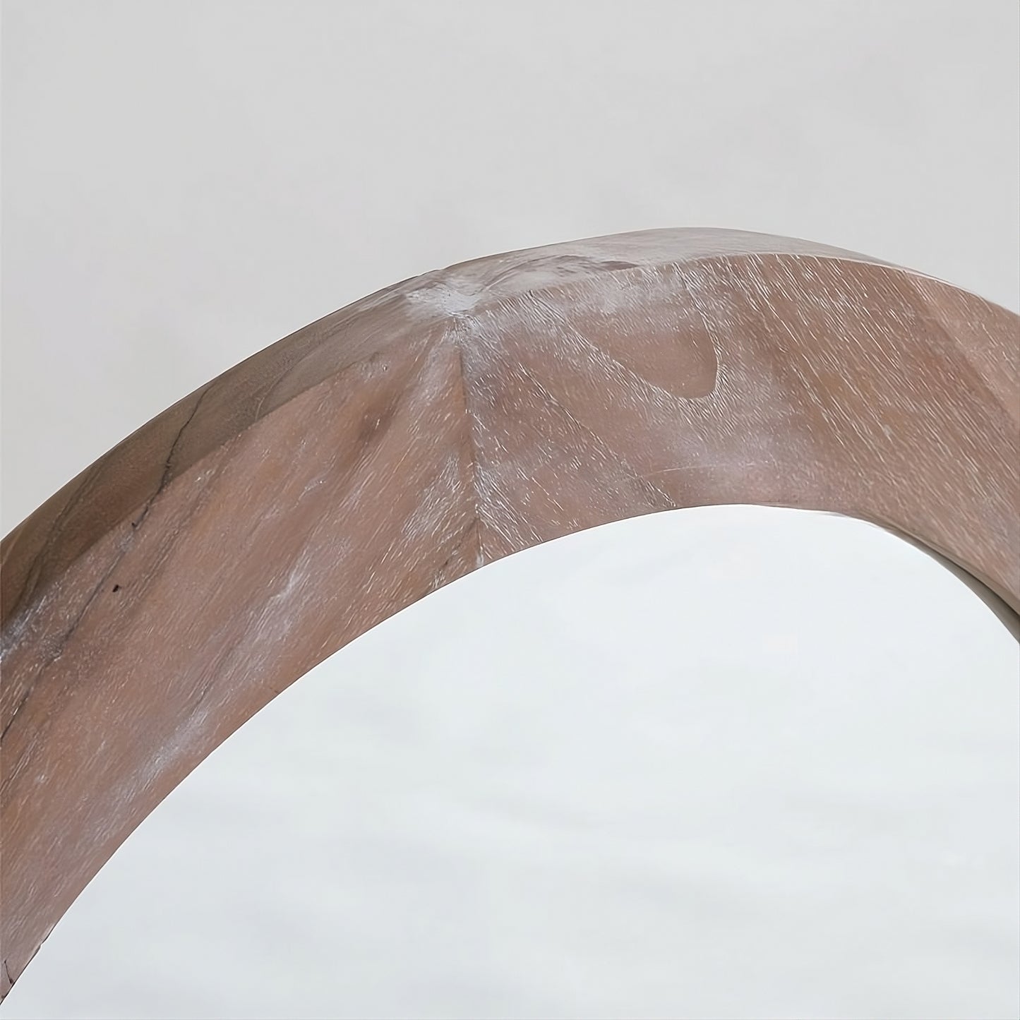 Mirror round 65 (white wash)