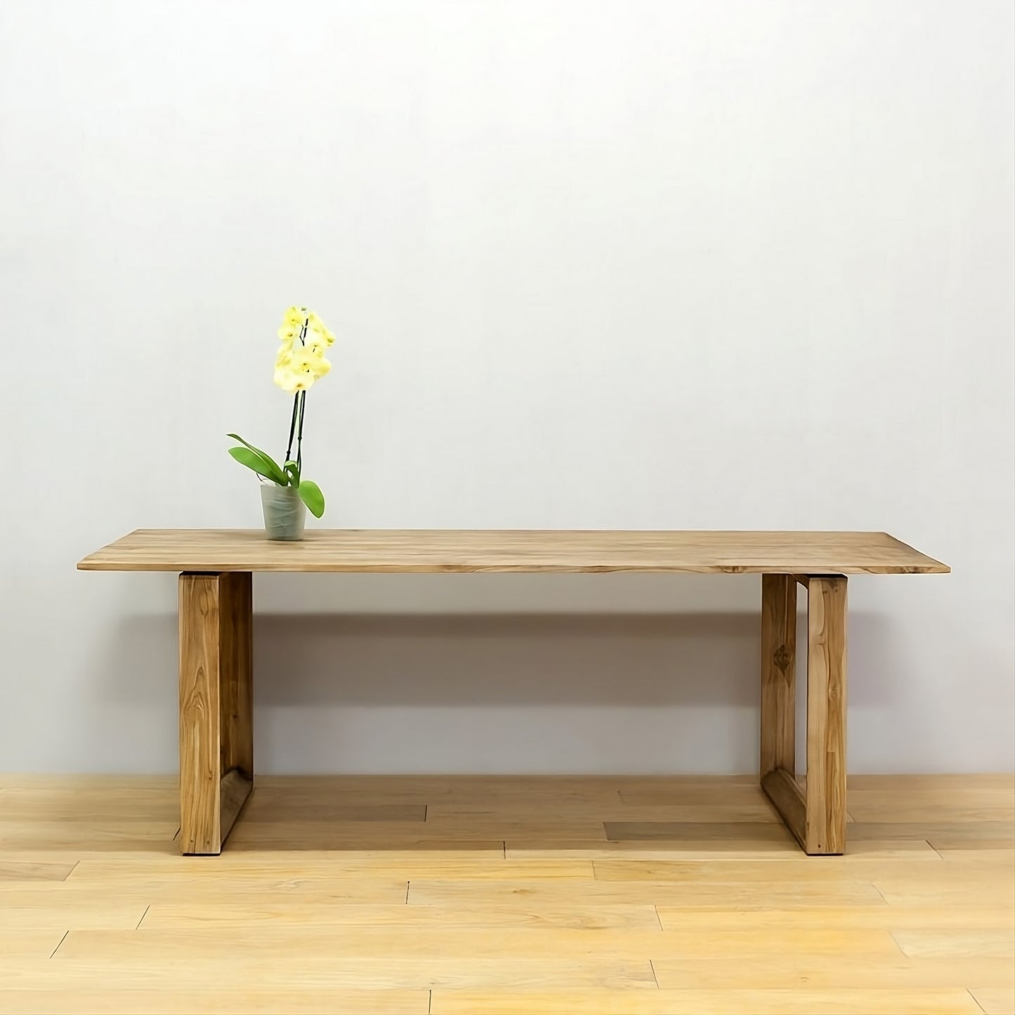 Dining table Bevel 220