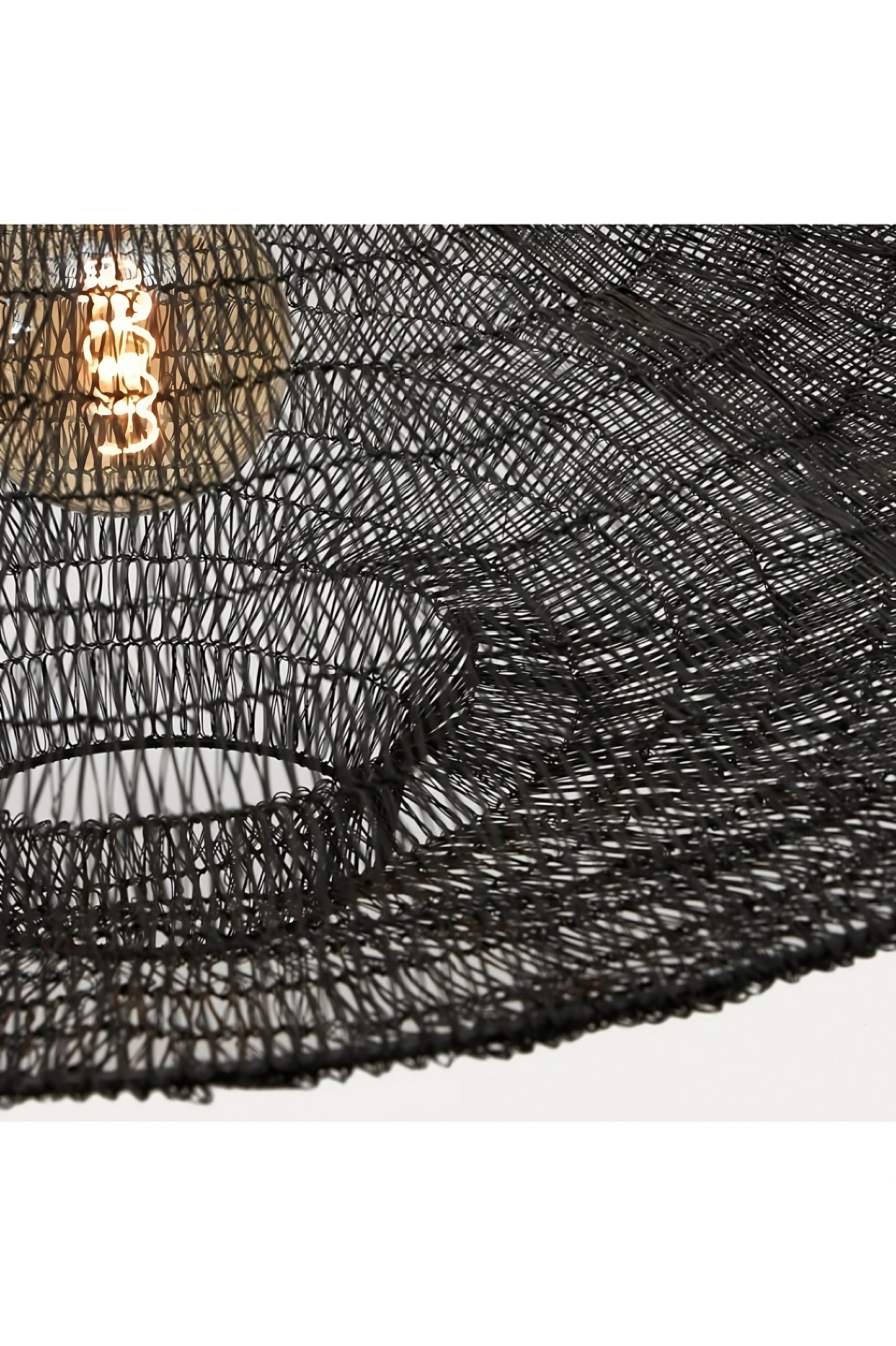Lampu Plafon Jaring Logam Hitam | LaForma Makai 