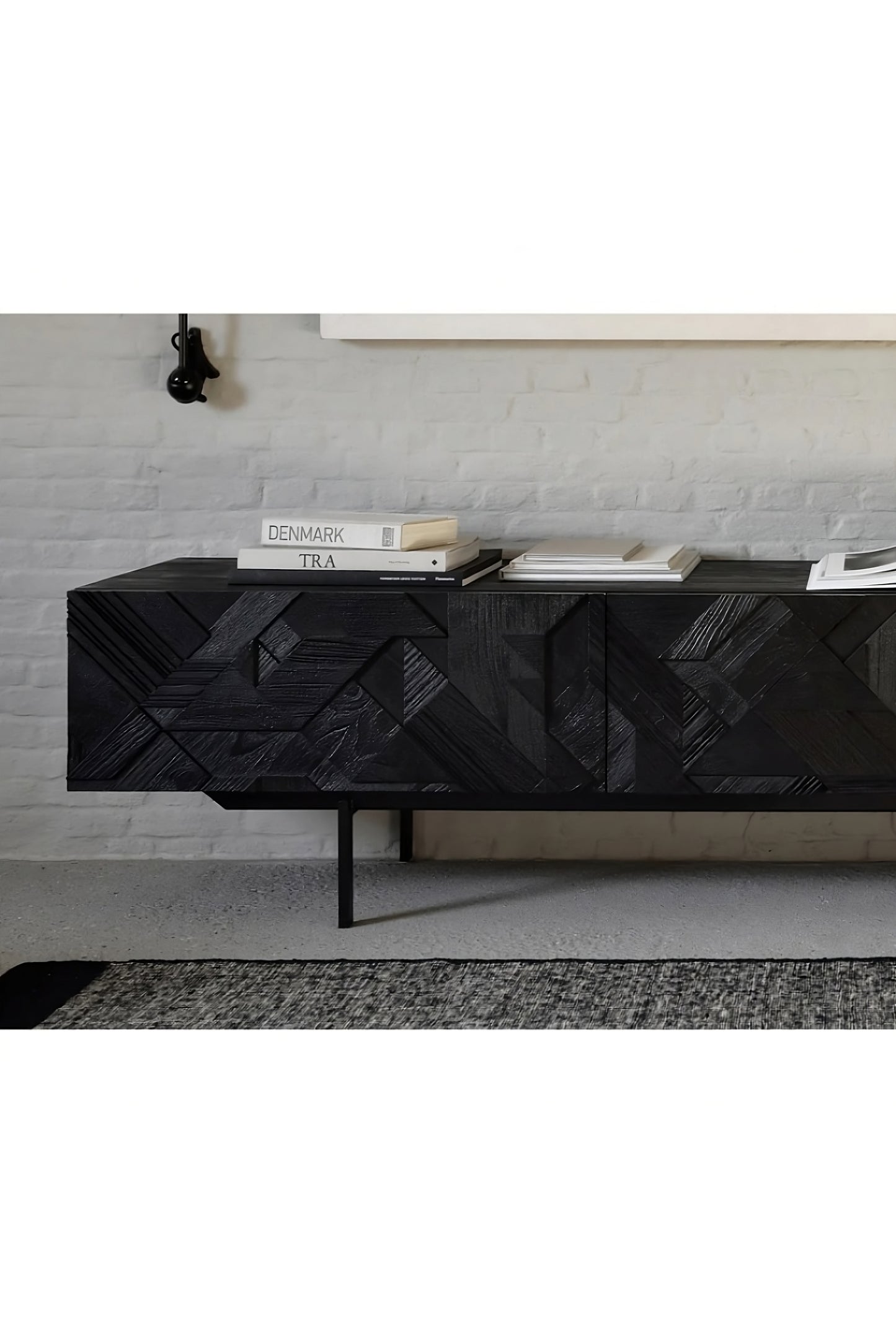 Black Teak Media Unit | Ethnicraft Graphic