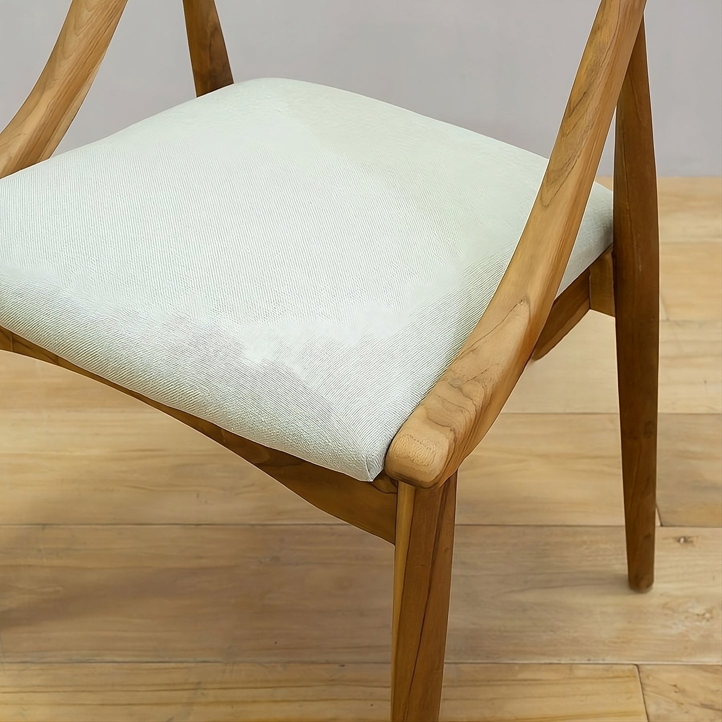 Chair with armrests Diva