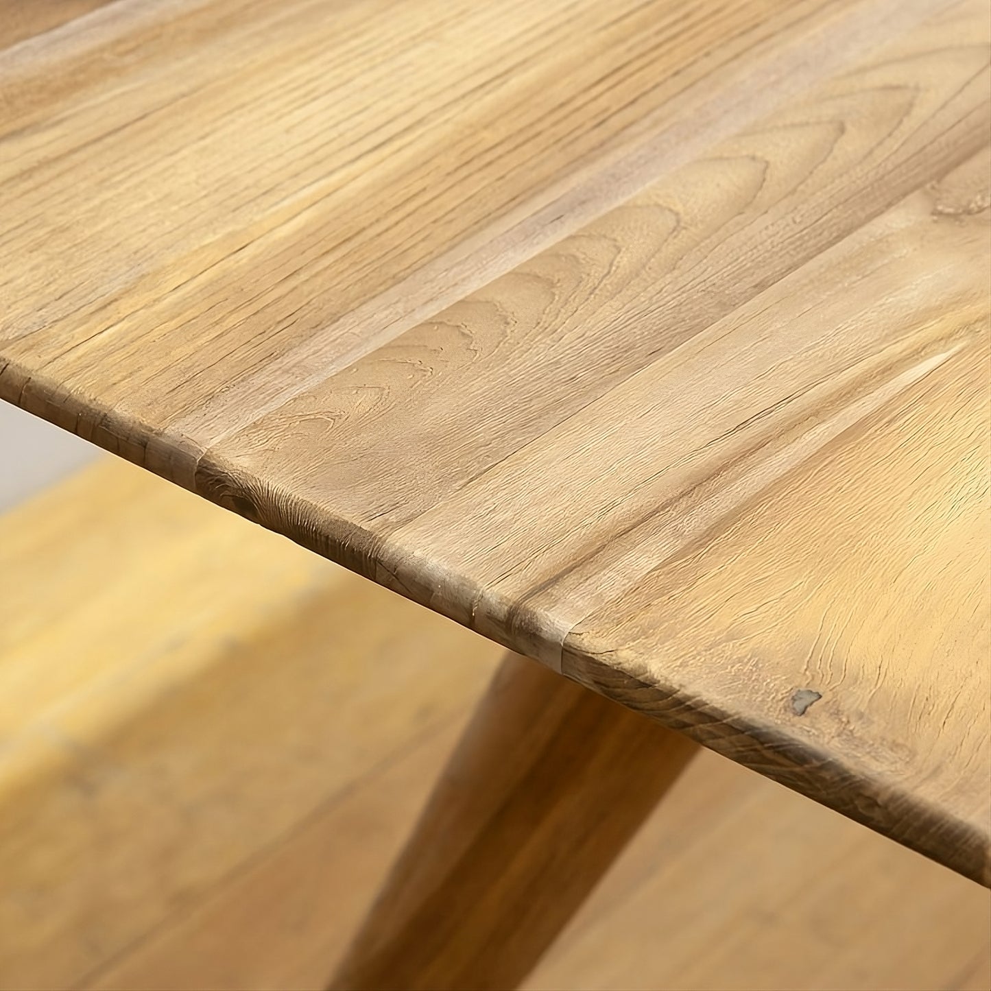 Dining table Dhaniek 240