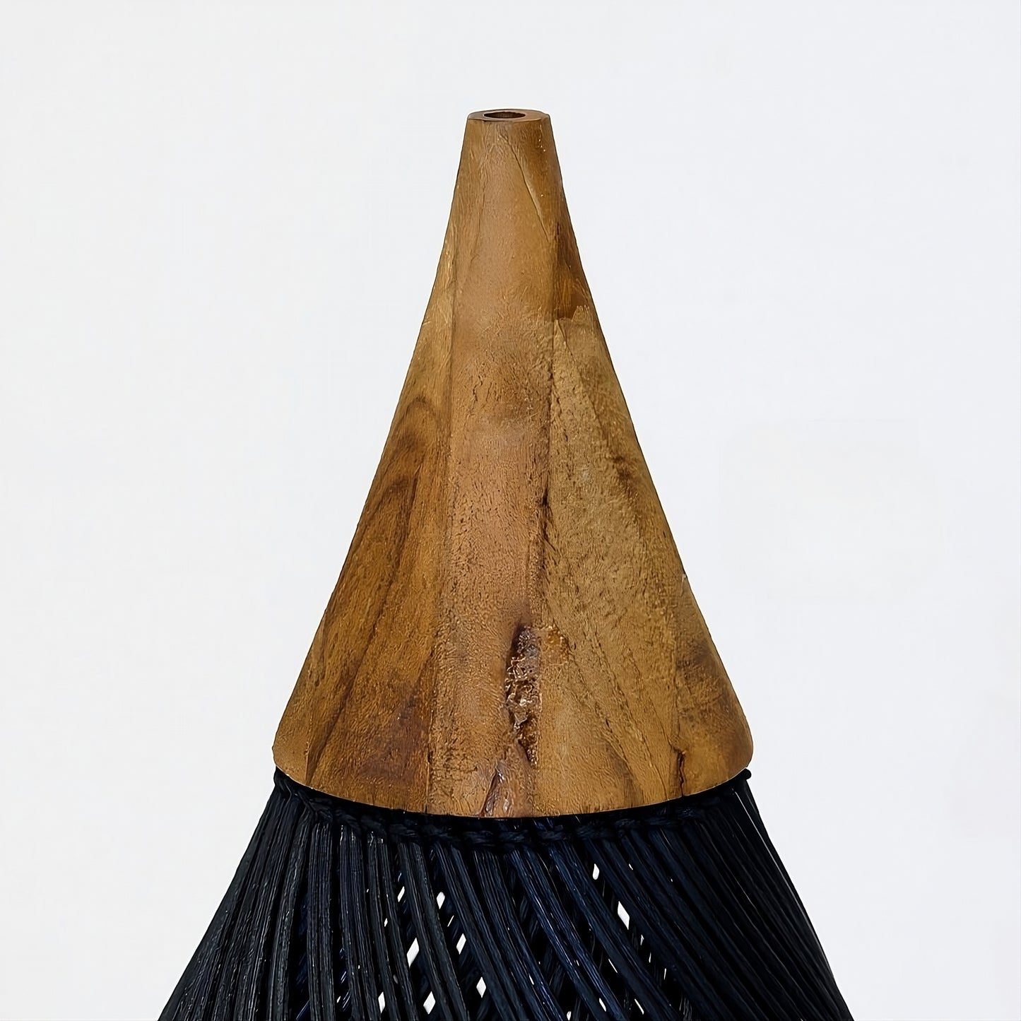 Shade Horn