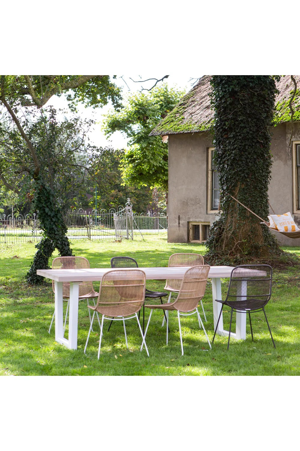 Handmade Wooden Garden Table | Rivièra Maison Bondi Beach