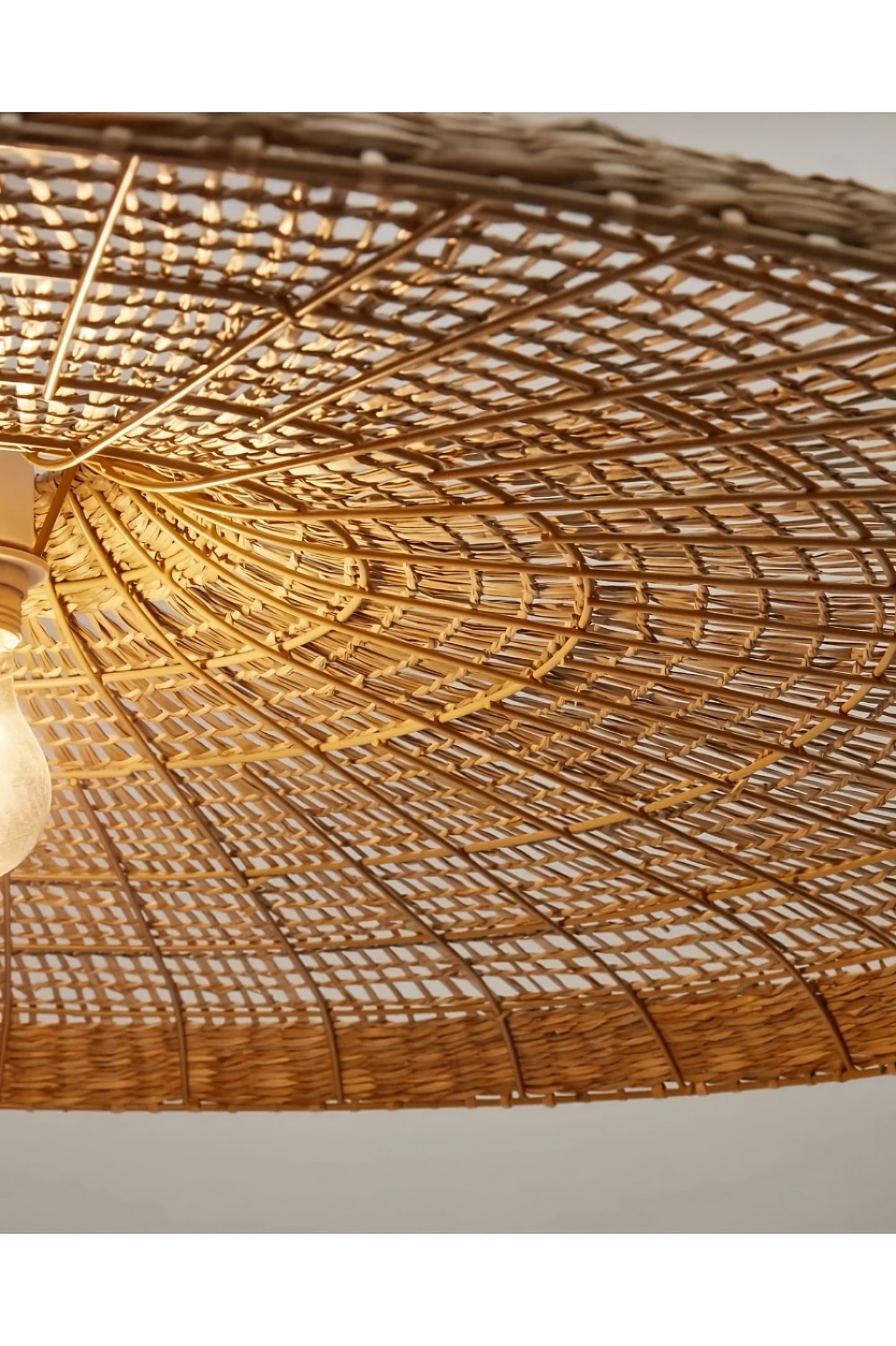 Handwoven Seagrass Ceiling Lamp | La Forma Cruilles