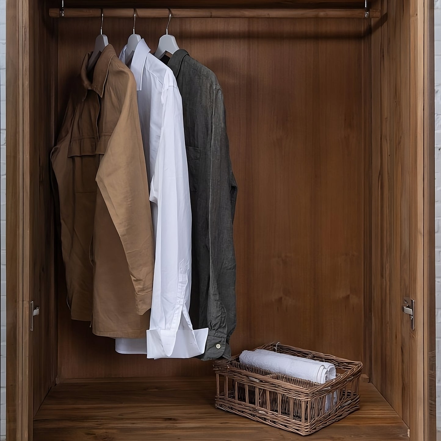 Closet Kami