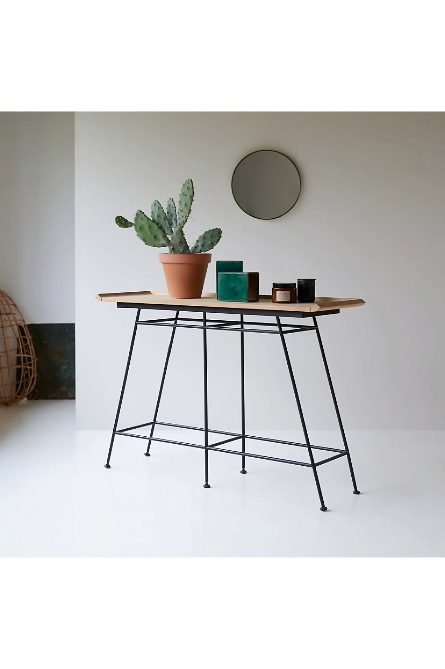 Minimalist Teak Console Table | Tikamoon Ema