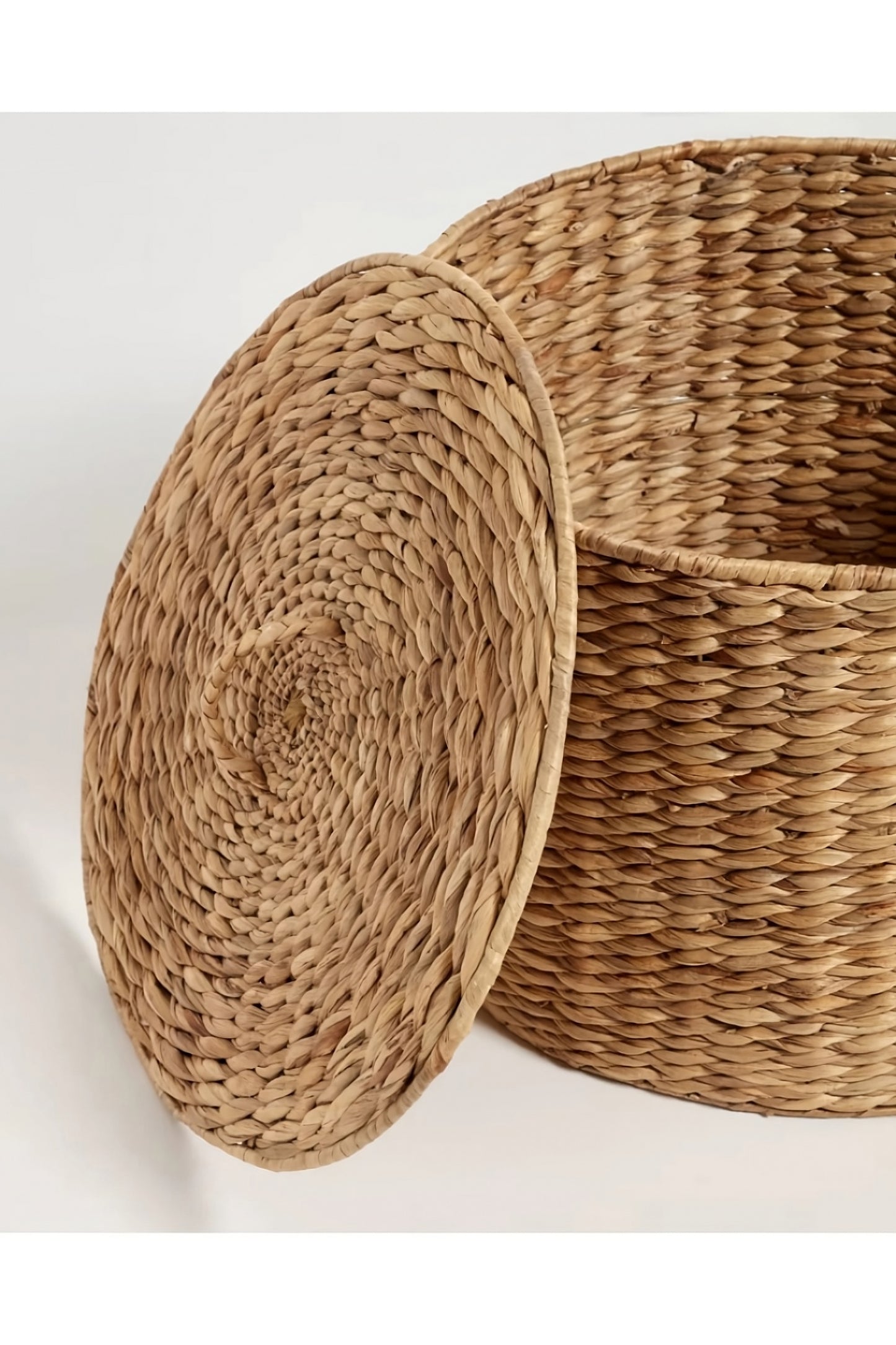 Natural Fiber Clothes Basket | La Forma Yessira