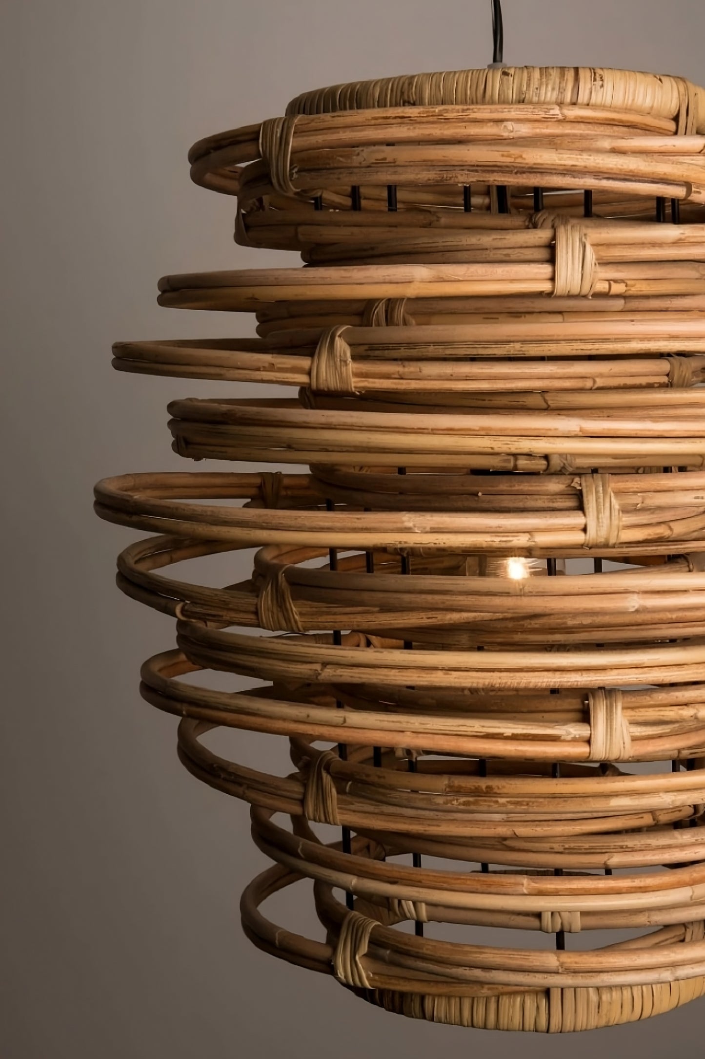 Rattan Wood Pendant Lamp | Dutchbone Kubu