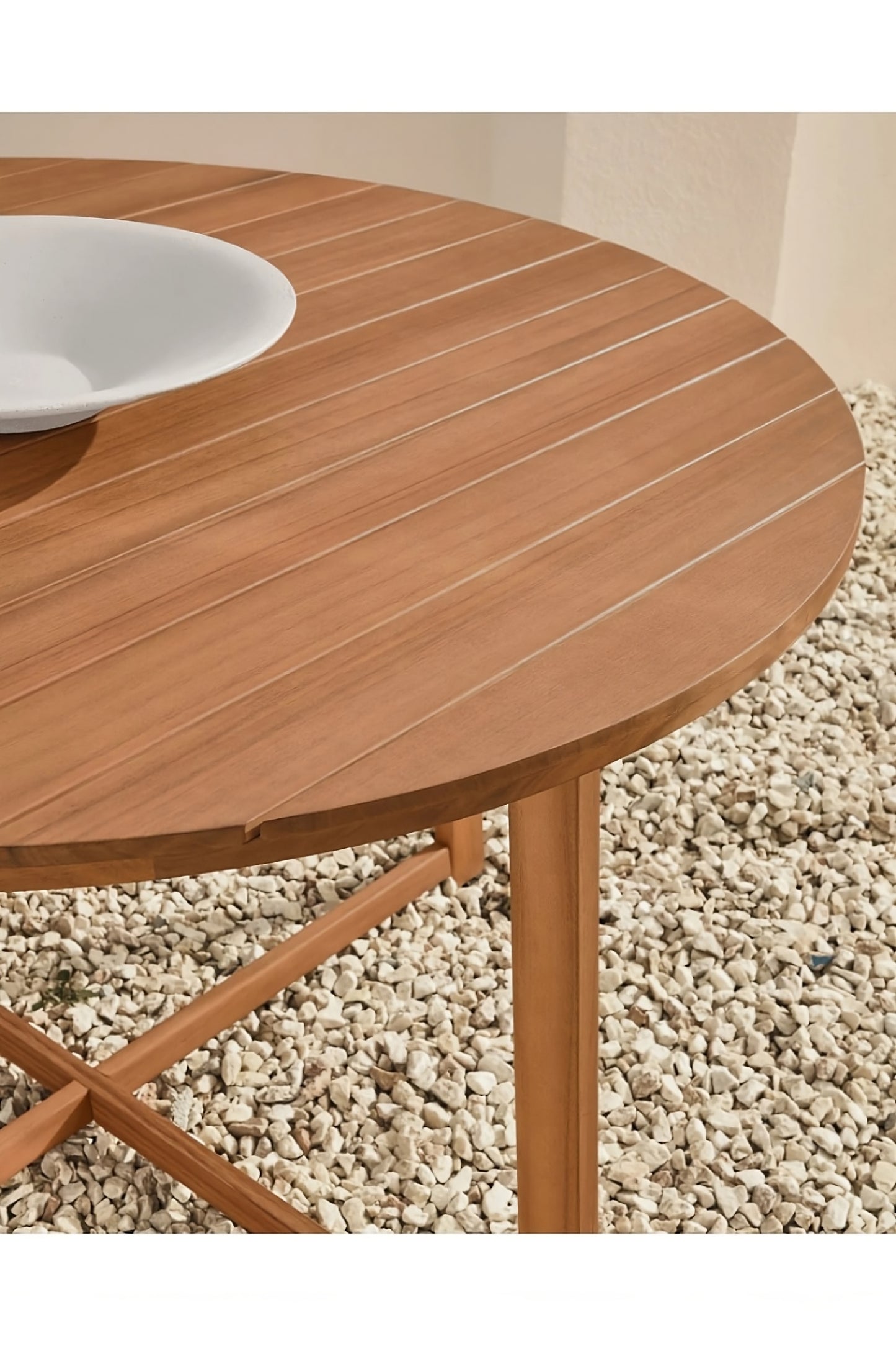 Round Solid Acacia Garden Table | La Forma Dafne