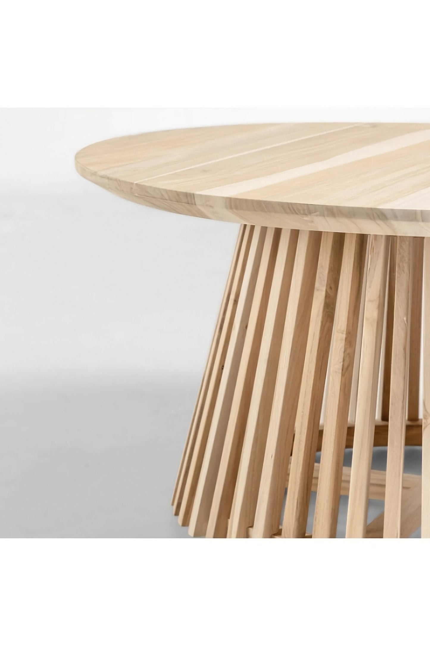 Round Teak Wood Pedestal Coffee Table | La Forma Jeanette
