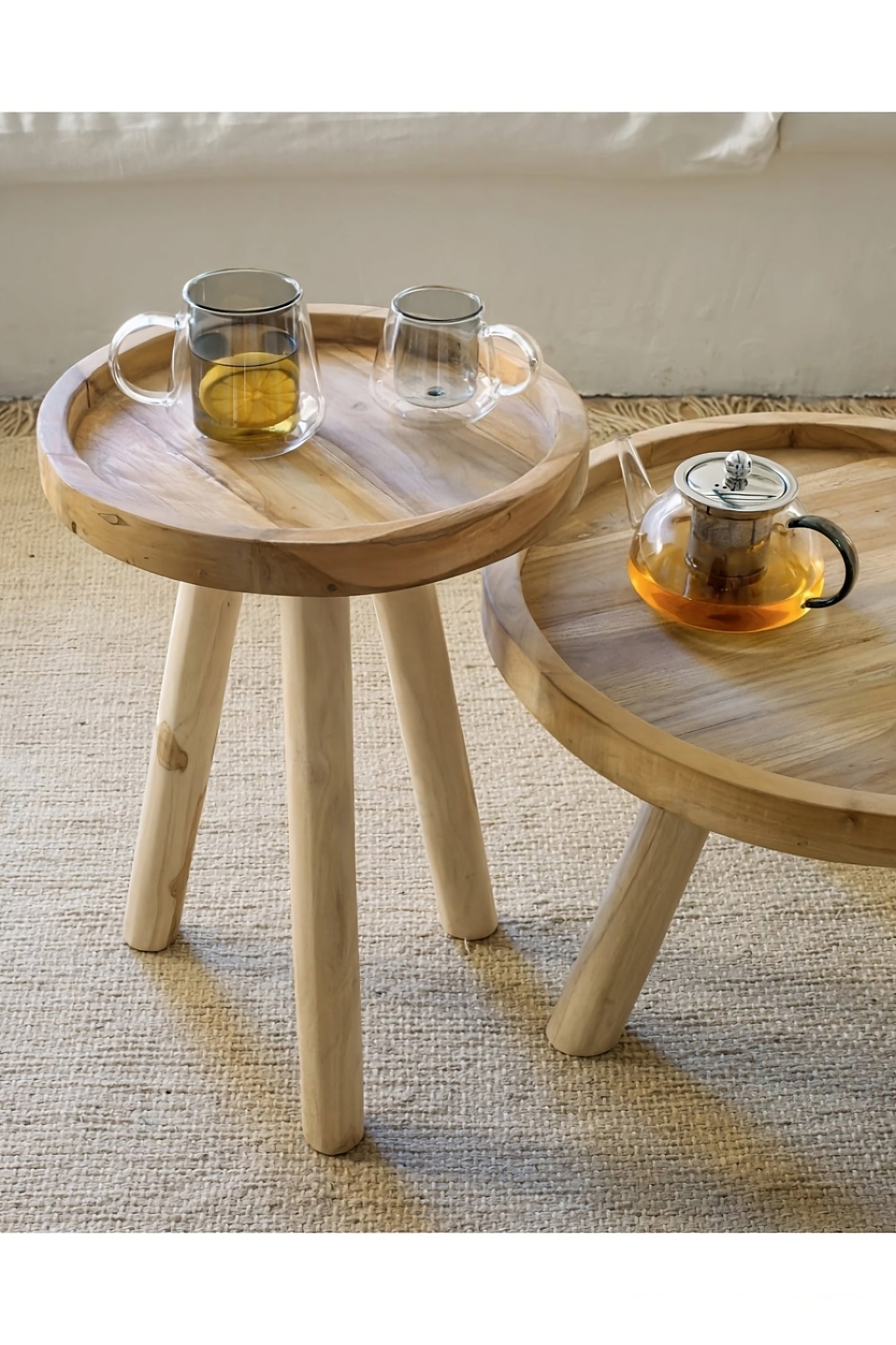 Round Tripod Side Table | La Forma Glenda