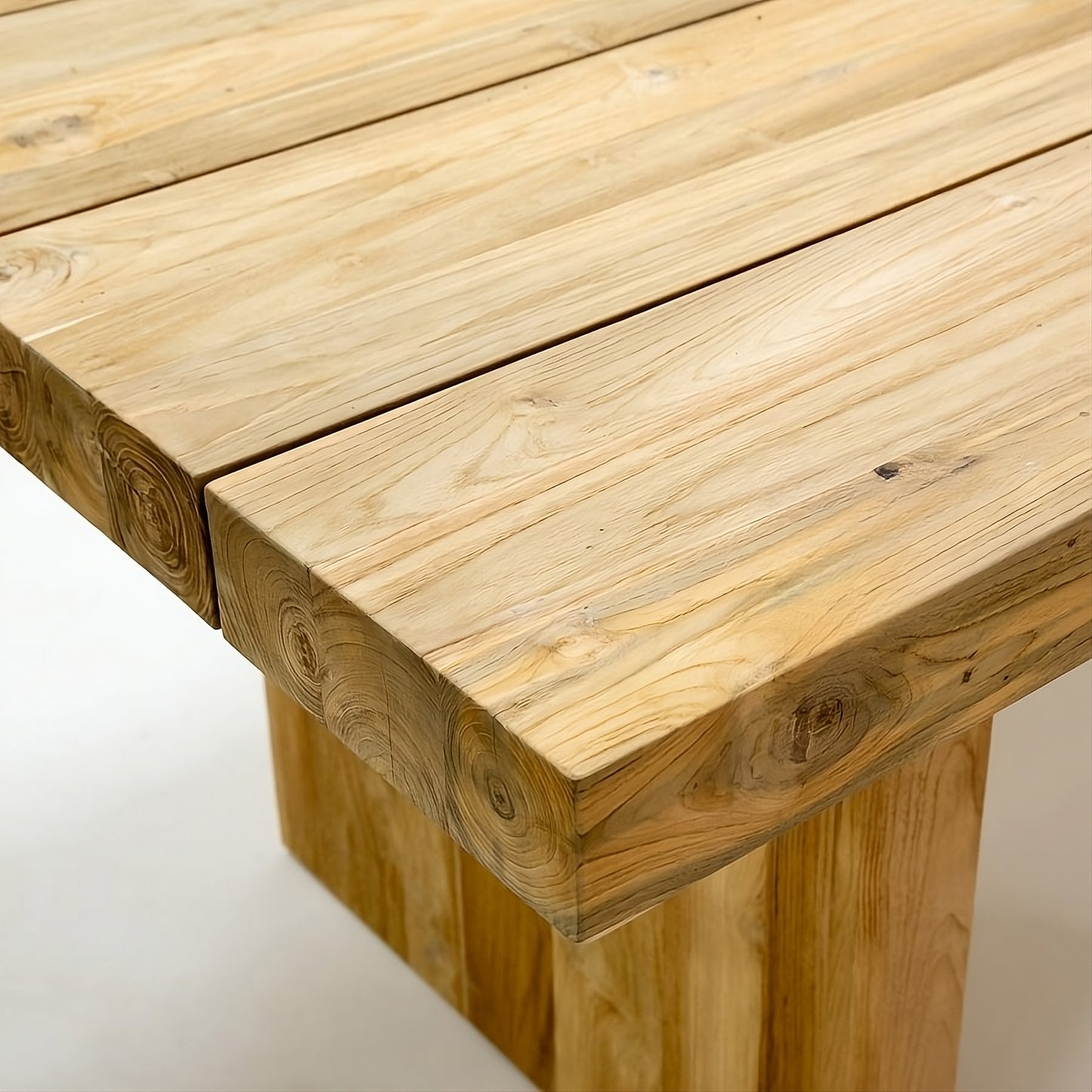 Dining table St. Barth 240
