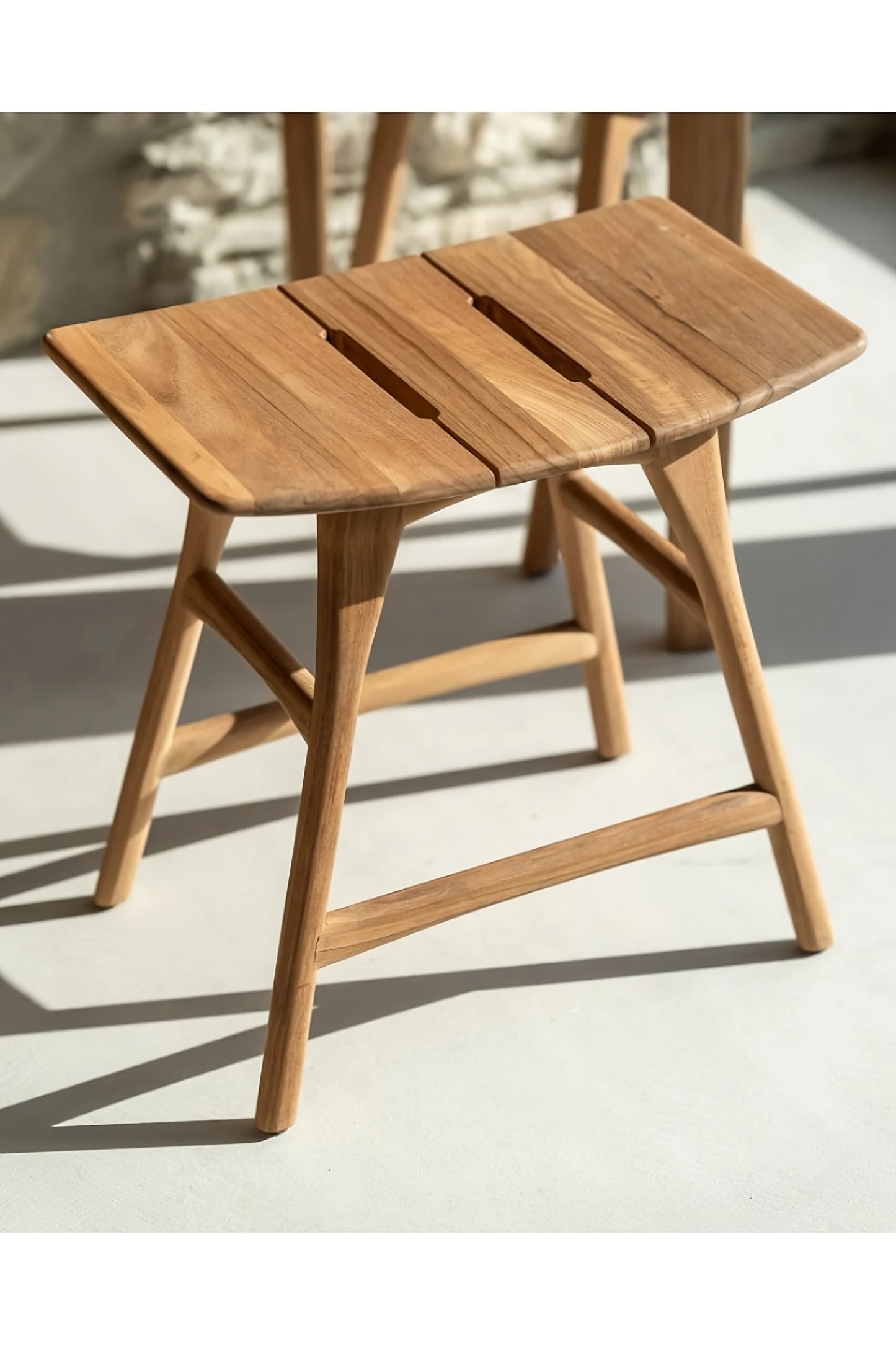 Scandinavian Outdoor Stool | Ethnicraft Osso