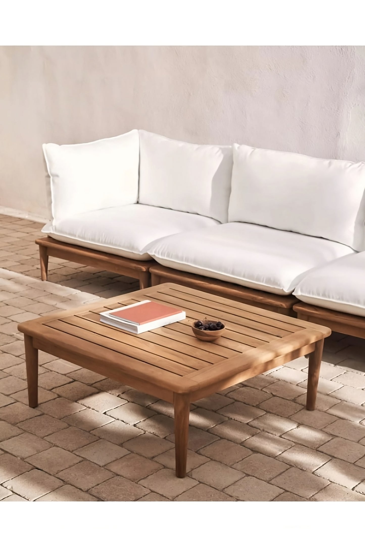 Scandinavian Style Teak Coffee Table | La Forma Portitxol