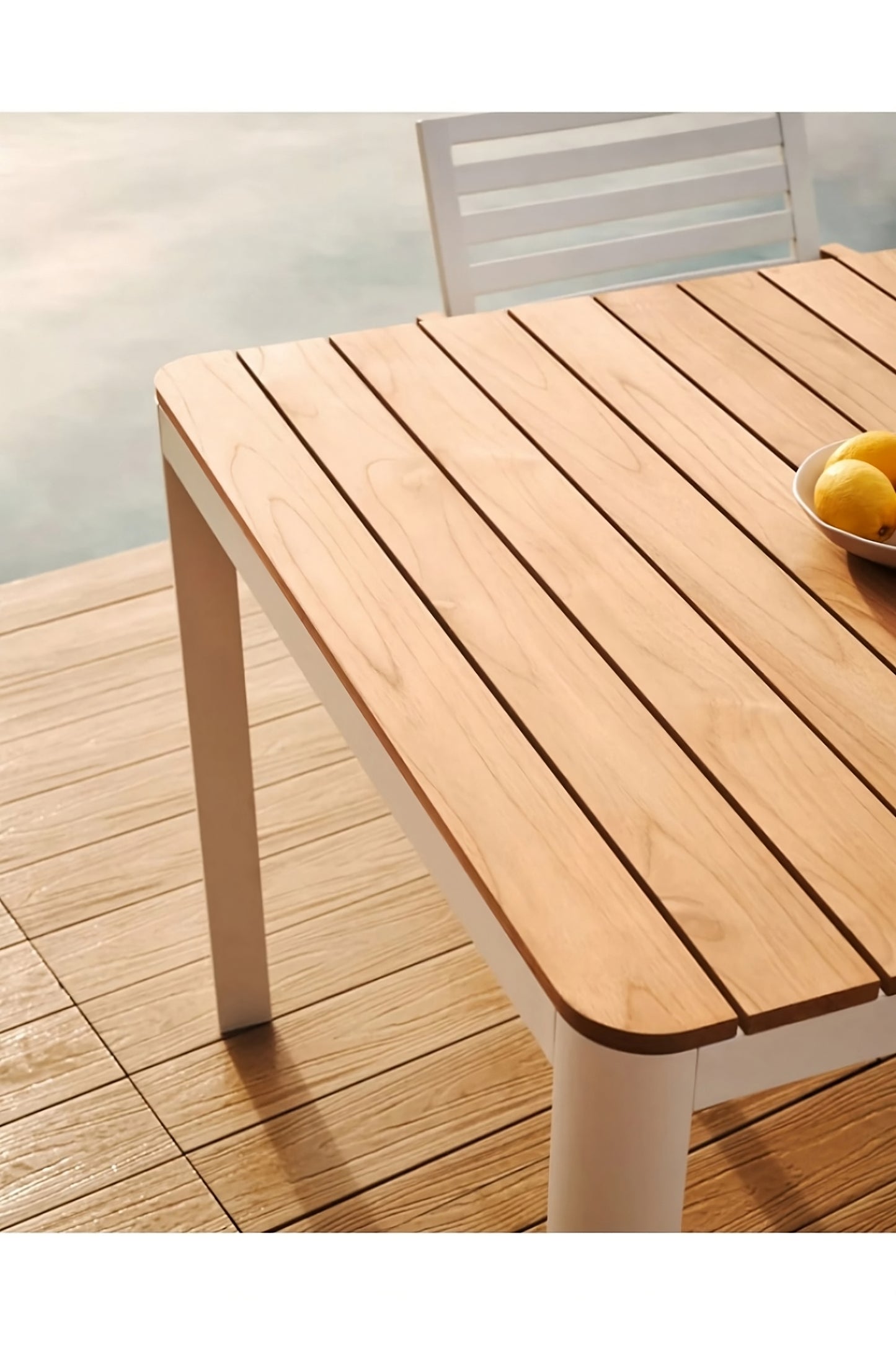 Slatted Teak Outdoor Table | La Forma Bona