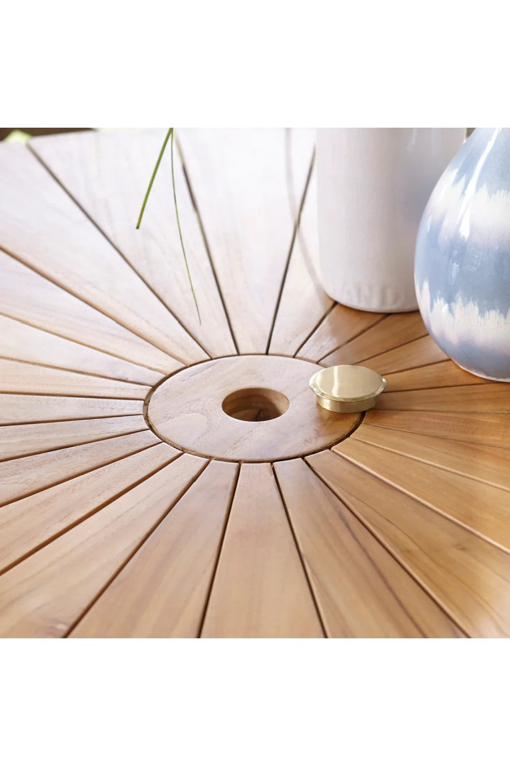 Solid Teak Outdoor Table | Tikamoon Andria