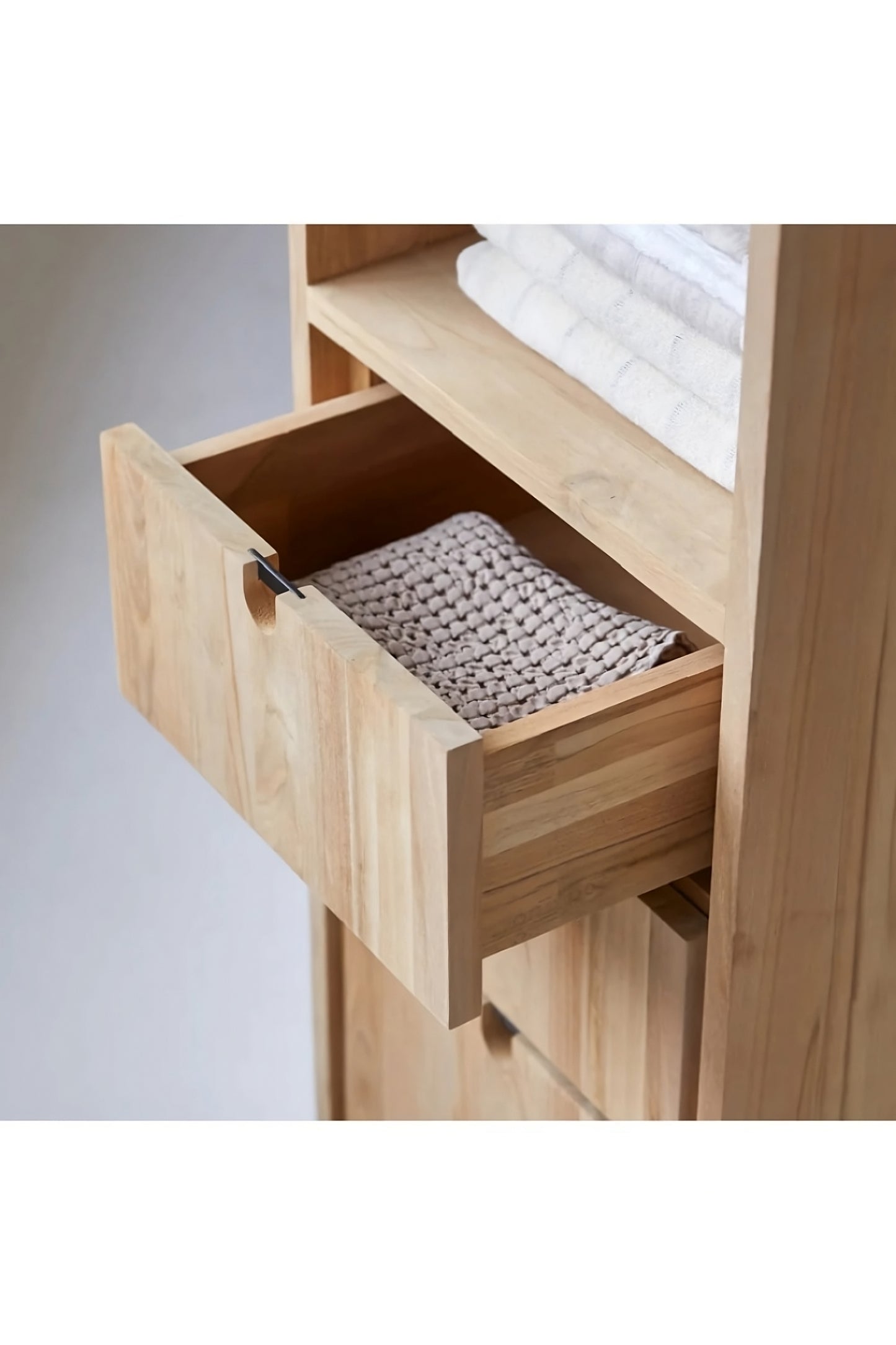 Solid Teak Column | Tikamoon Jonak