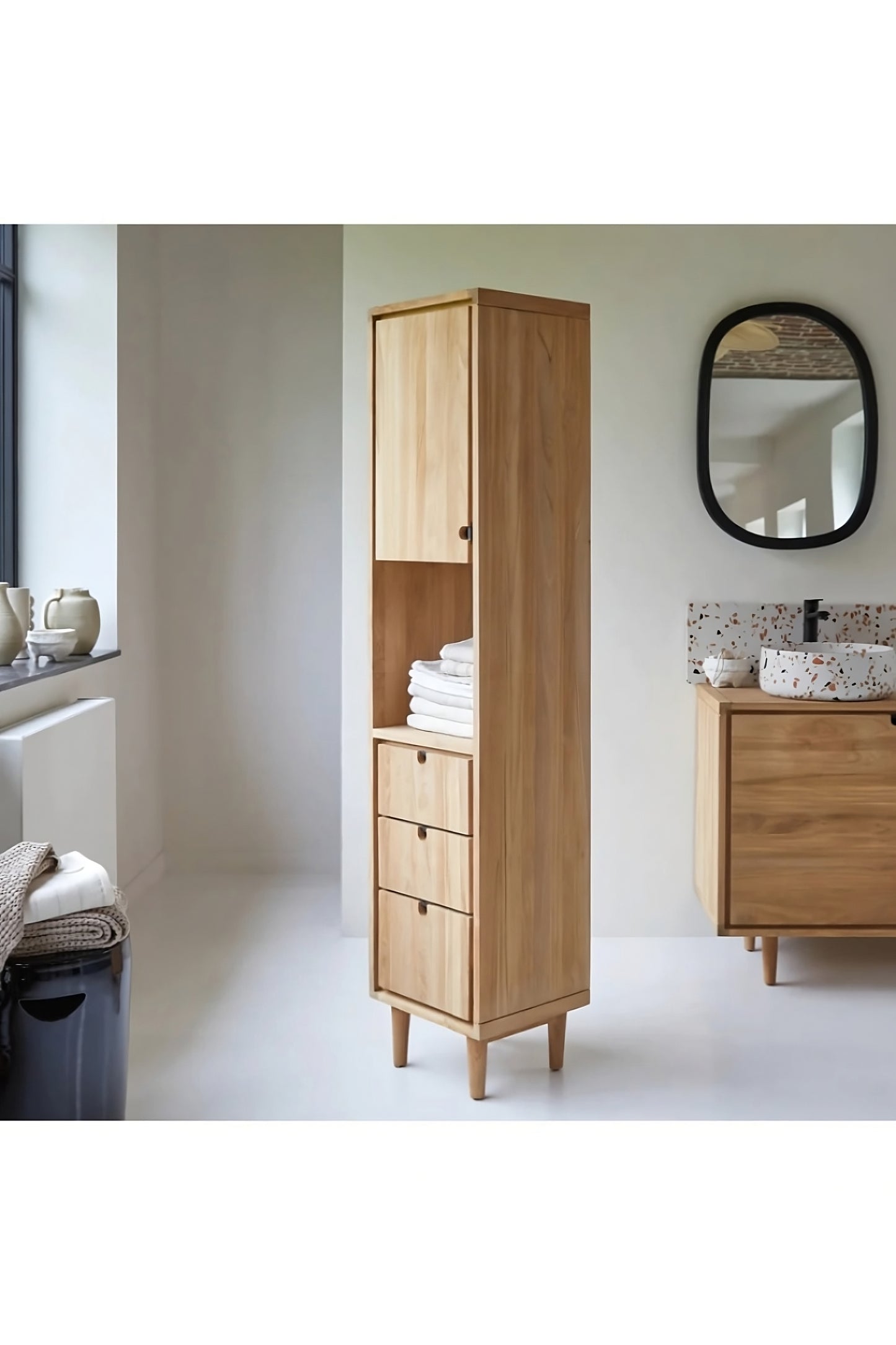 Solid Teak Column | Tikamoon Jonak