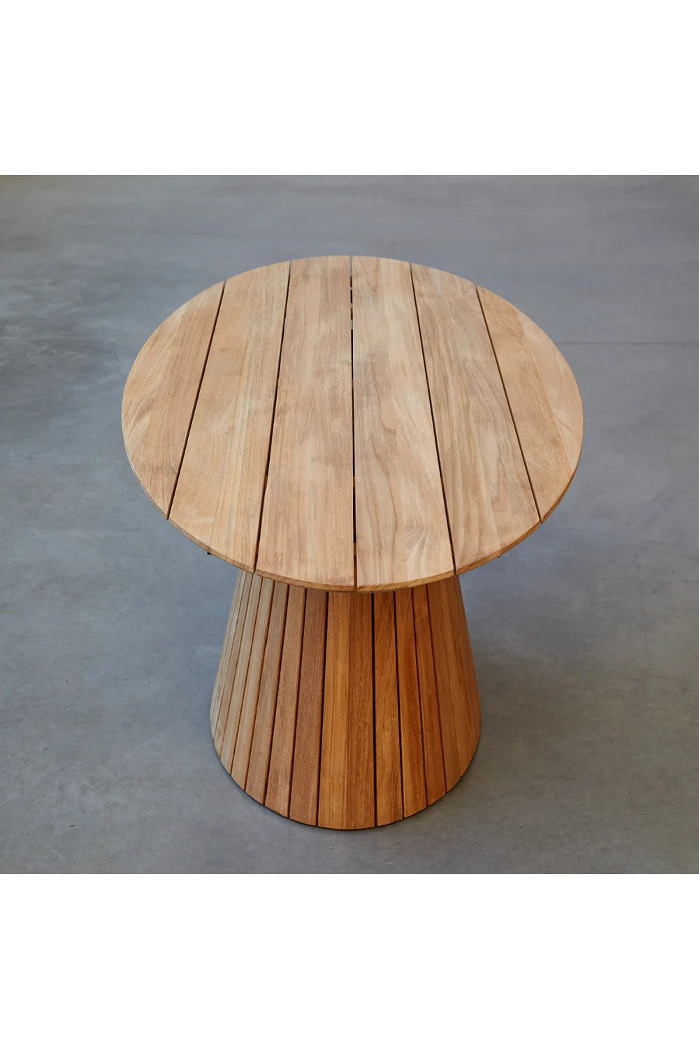 Teak Oval Garden Table | Tikamoon Paloma