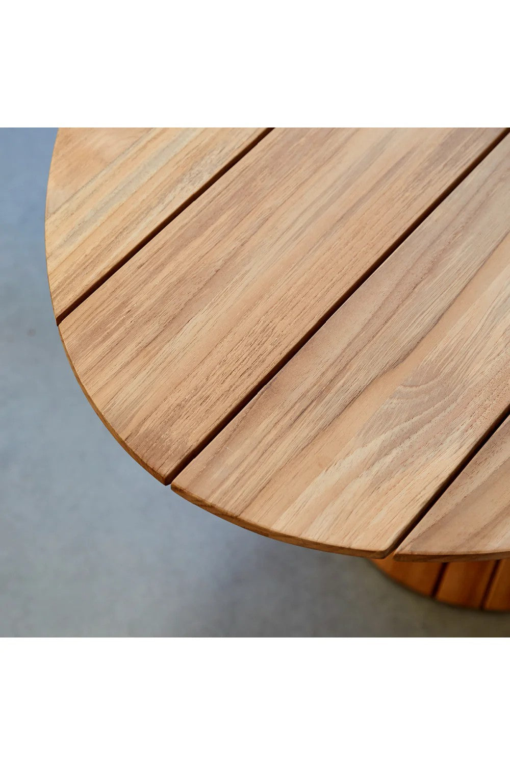 Teak Oval Garden Table | Tikamoon Paloma