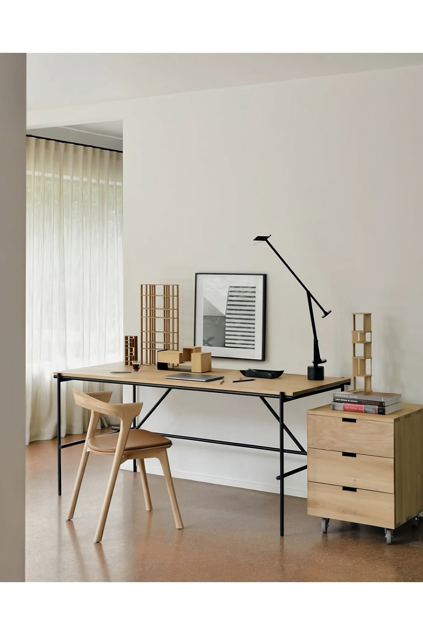 Varnished Oak Desk | Ethnicraft Oscar